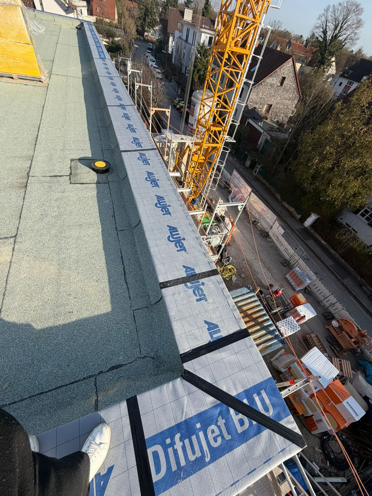 Flachdachabdichtung und Dacharbeiten
